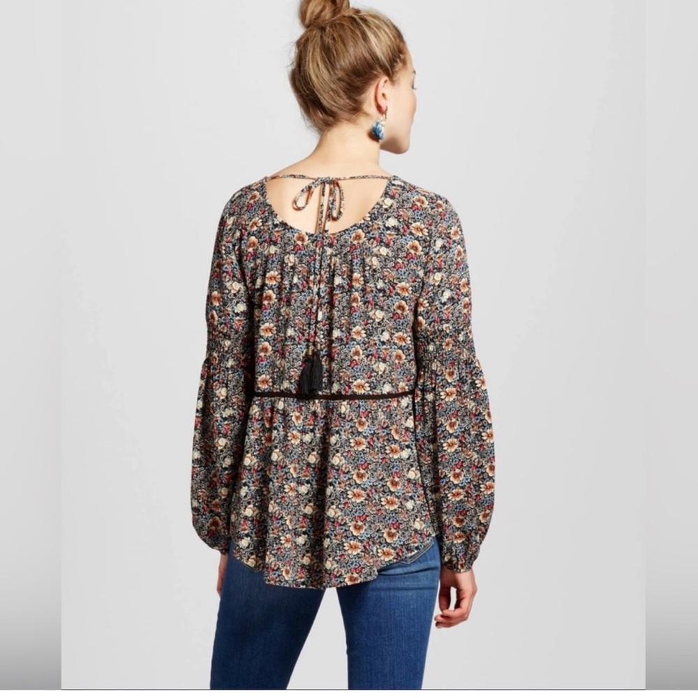 Knox Rose Floral Peasant Blouse